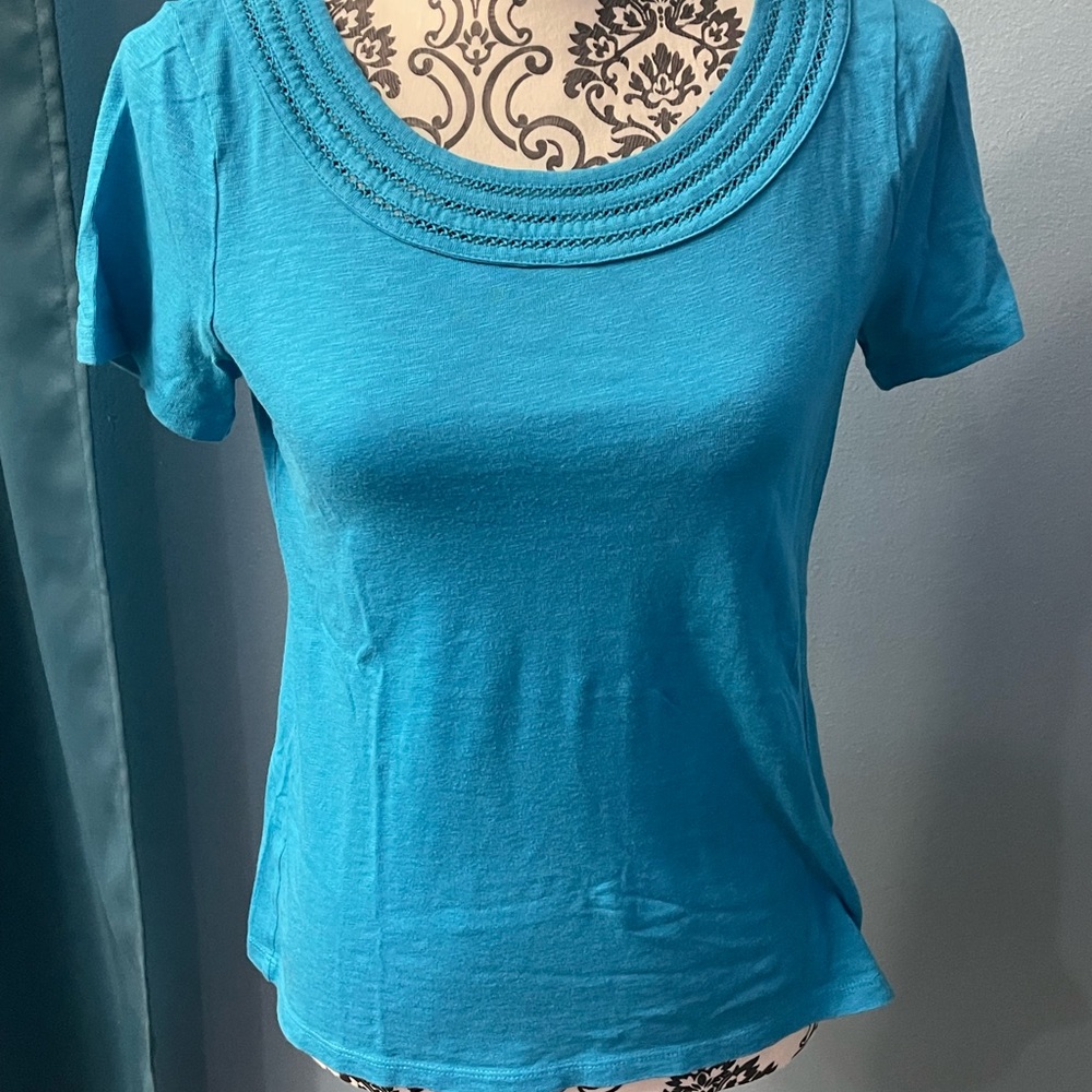 Talbots Teal Blue 100% Linen Crochet Neck Lightweight Top Petite Small Excellent